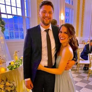 Meet your Posher, Courtney